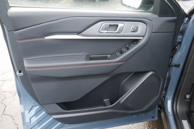 New 2026 Ford Explorer ST-Line w/ ST-Line Street Pack image 16