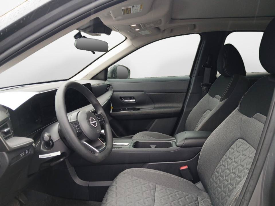 Certified 2026 Nissan Kicks SV w/ SV Premium Package FWD image 9