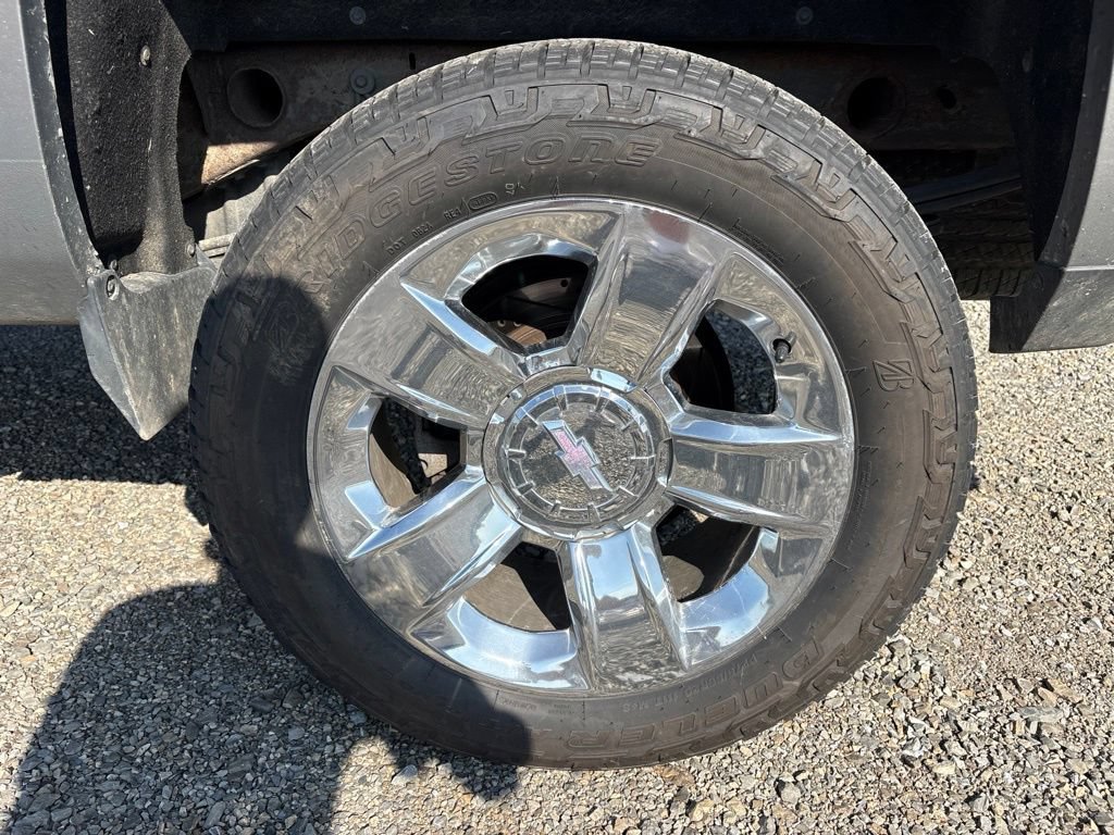 Used 2017 Chevrolet Silverado 1500 LTZ w/ Sport Package AWD/4WD image 6