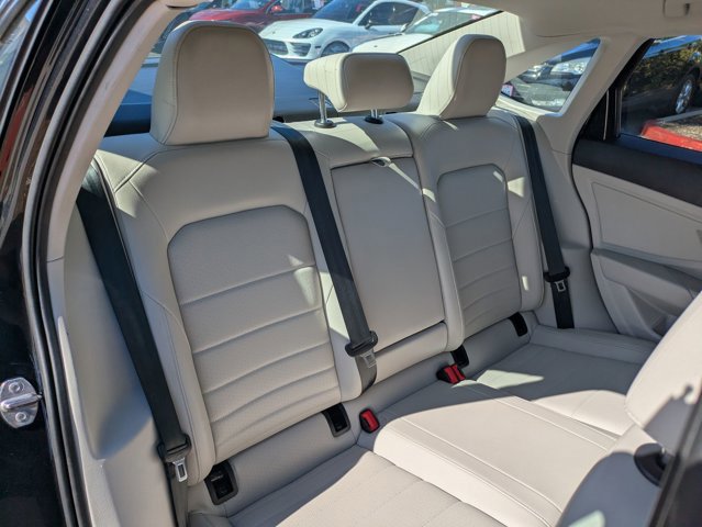 Certified 2023 Volkswagen Jetta SE w/ Panoramic Sunroof Package FWD image 19