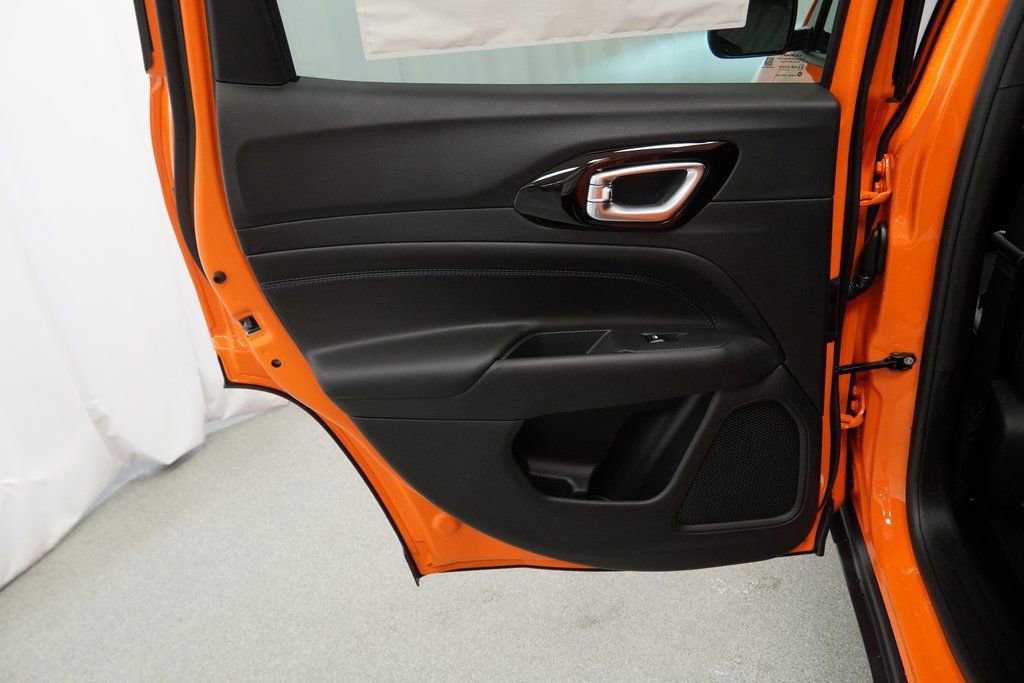 New 2026 Jeep Compass Latitude image 29