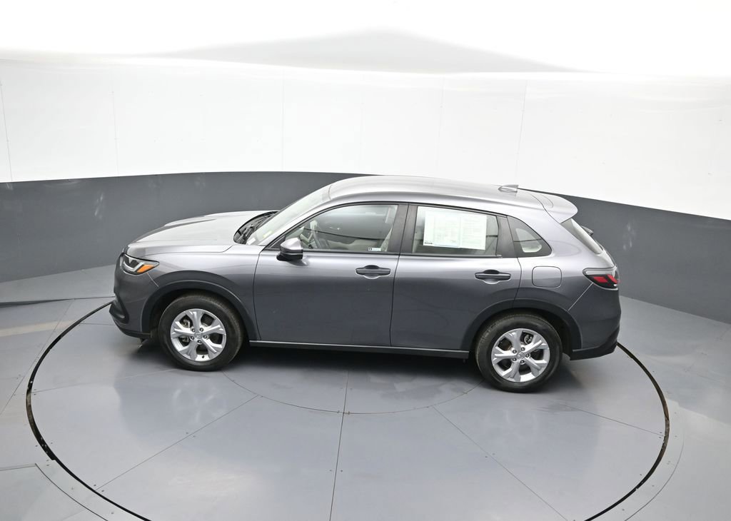 Certified 2023 Honda HR-V LX image 39