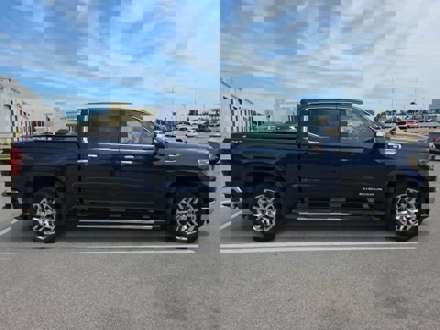 Used 2021 GMC Sierra 1500 SLT AWD/4WD image 6