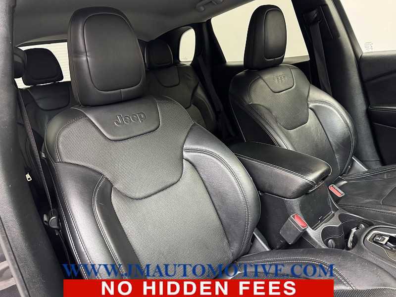 Used 2020 Jeep Cherokee Limited image 20