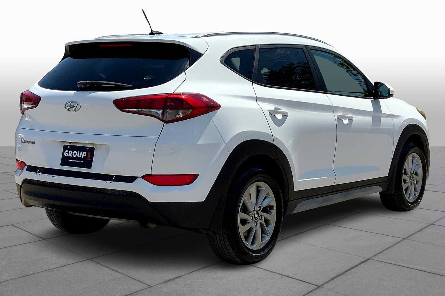 Used 2017 Hyundai Tucson SE w/ SE Popular Package 02 FWD image 12