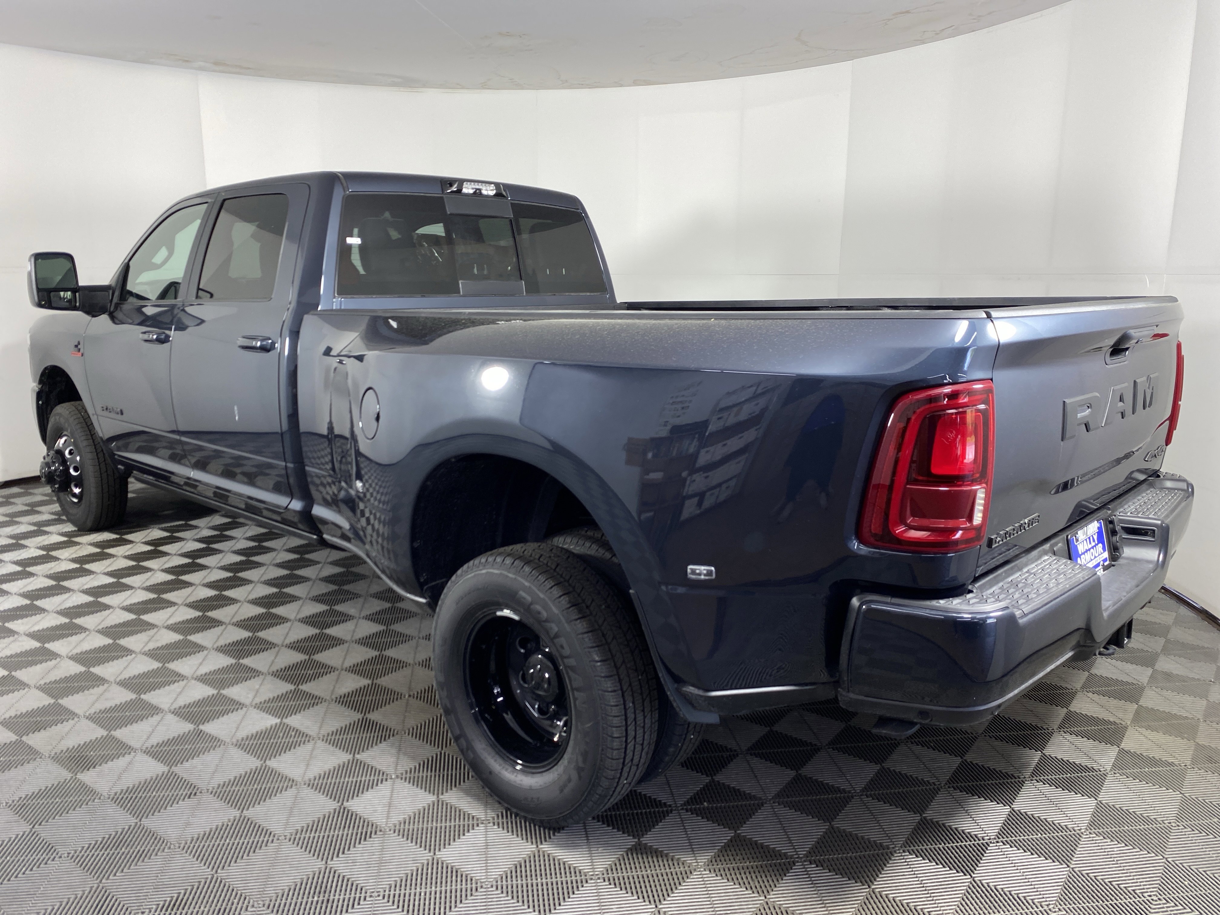 New 2026 RAM 3500 Laramie AWD/4WD image 7