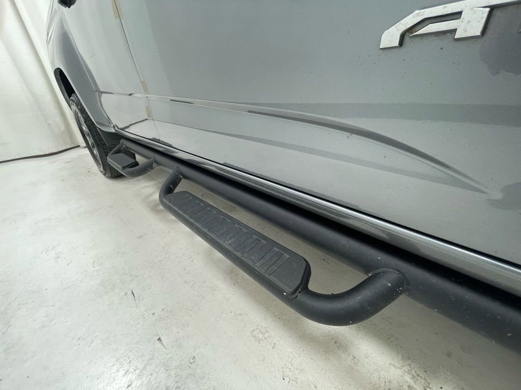 Used 2021 GMC Canyon AT4 w/ Driver Alert Package image 6