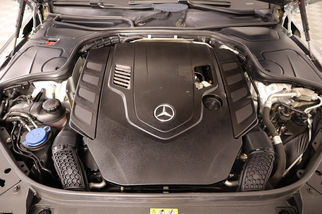 Used 2019 Mercedes-Benz S 560 Sedan image 20