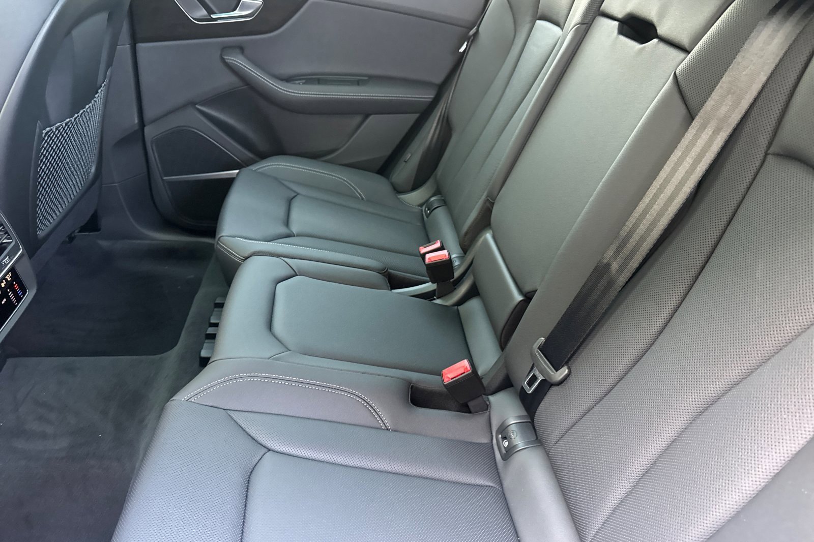 New 2025 Audi Q8 Premium Plus image 9