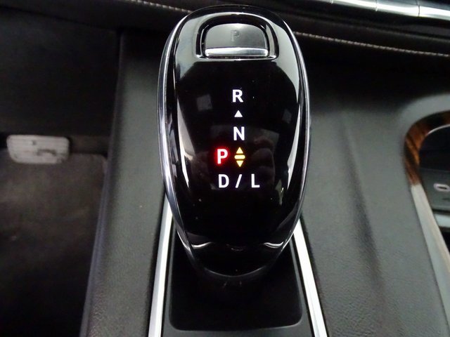 Certified 2023 Cadillac Escalade Premium Luxury image 15