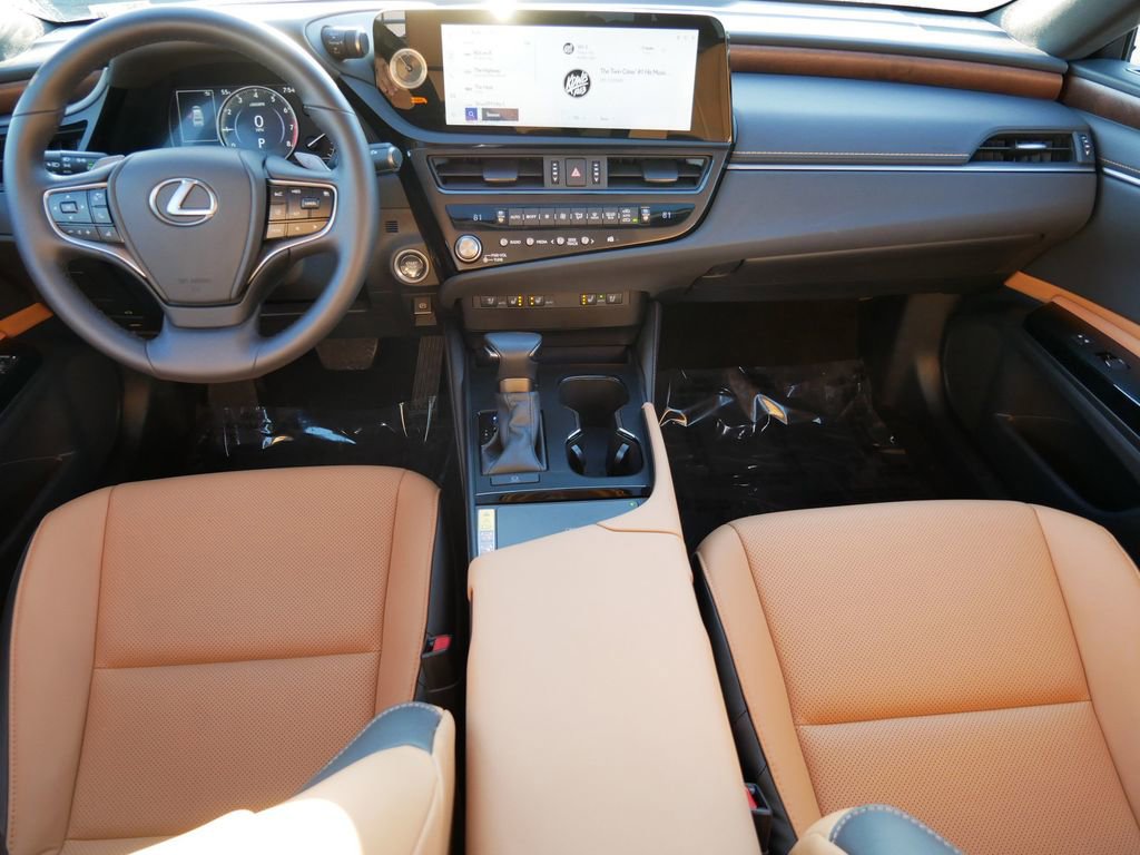 Certified 2025 Lexus ES 350 w/ Premium Package image 14