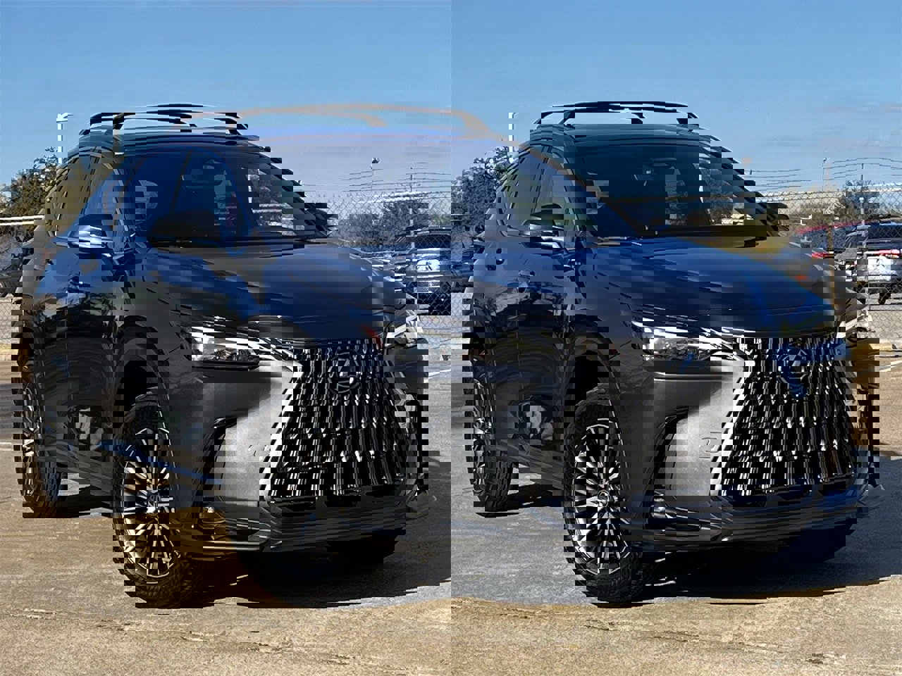 Used 2023 Lexus NX 250 FWD image 2