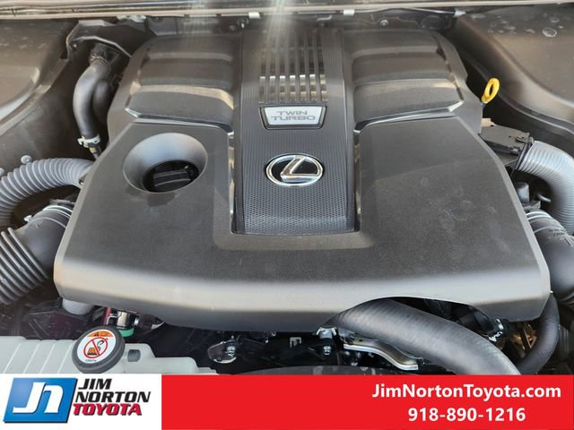 Used 2025 Lexus GX 550 w/ Accessory Package (2T) image 31
