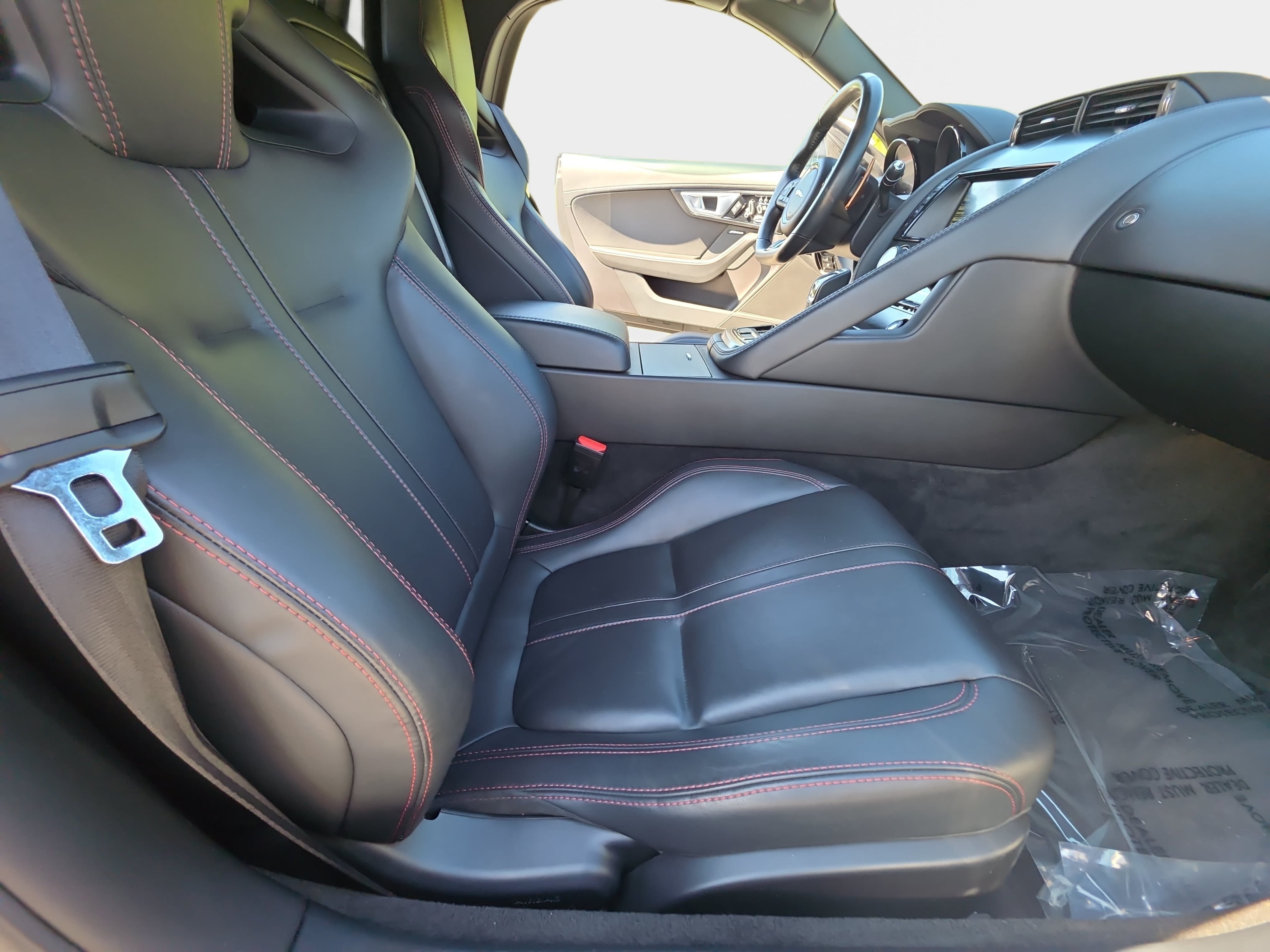 Used 2015 Jaguar F-TYPE S RWD image 10