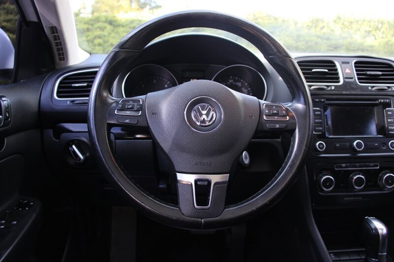 Used 2014 Volkswagen Jetta TDI FWD image 19