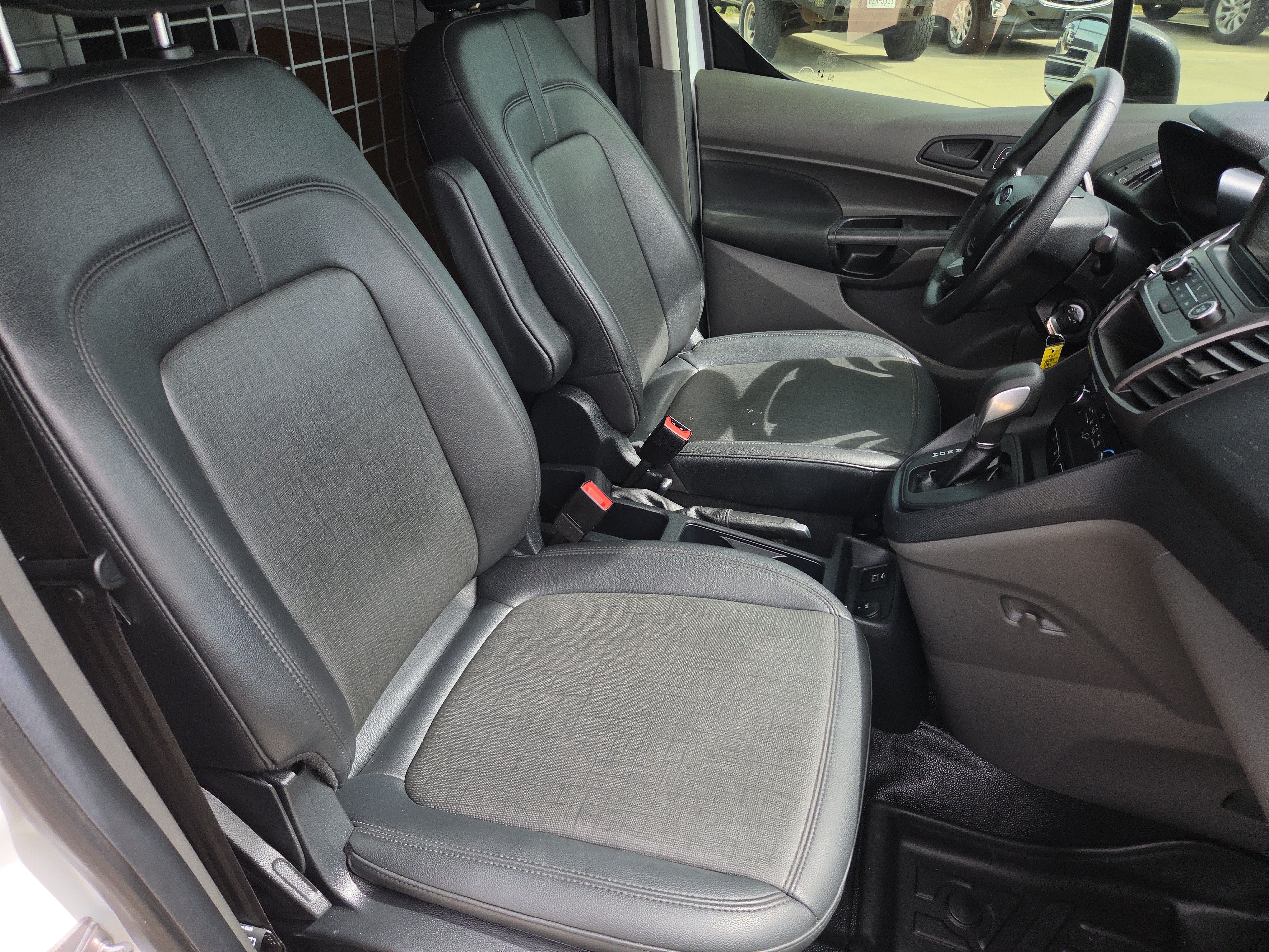 Used 2021 Ford Transit Connect XL FWD image 10