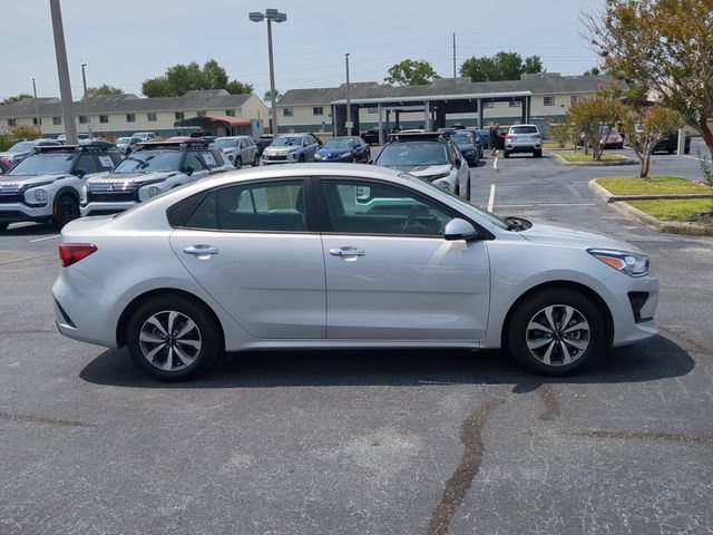 Used 2023 Kia Rio S w/ Technology Package FWD image 4