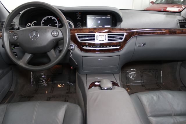Used 2008 Mercedes-Benz S 550 image 2