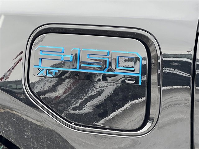 New 2025 Ford F150 Lightning XLT image 10
