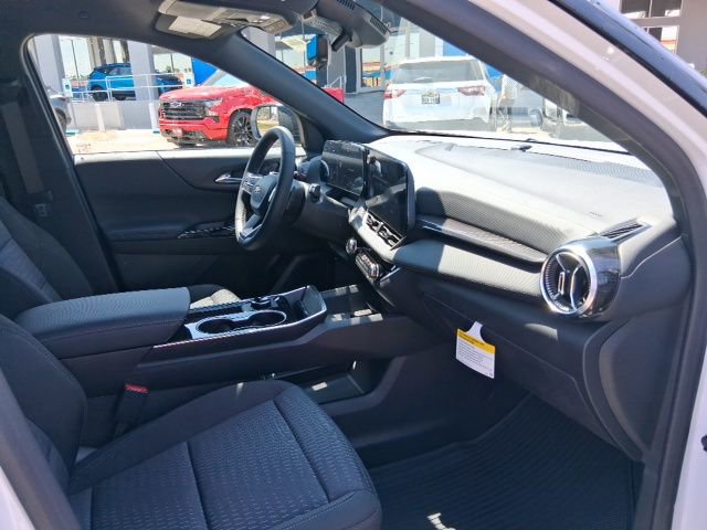 New 2026 Chevrolet Equinox LT w/ Safety and Technology Package FWD image 12
