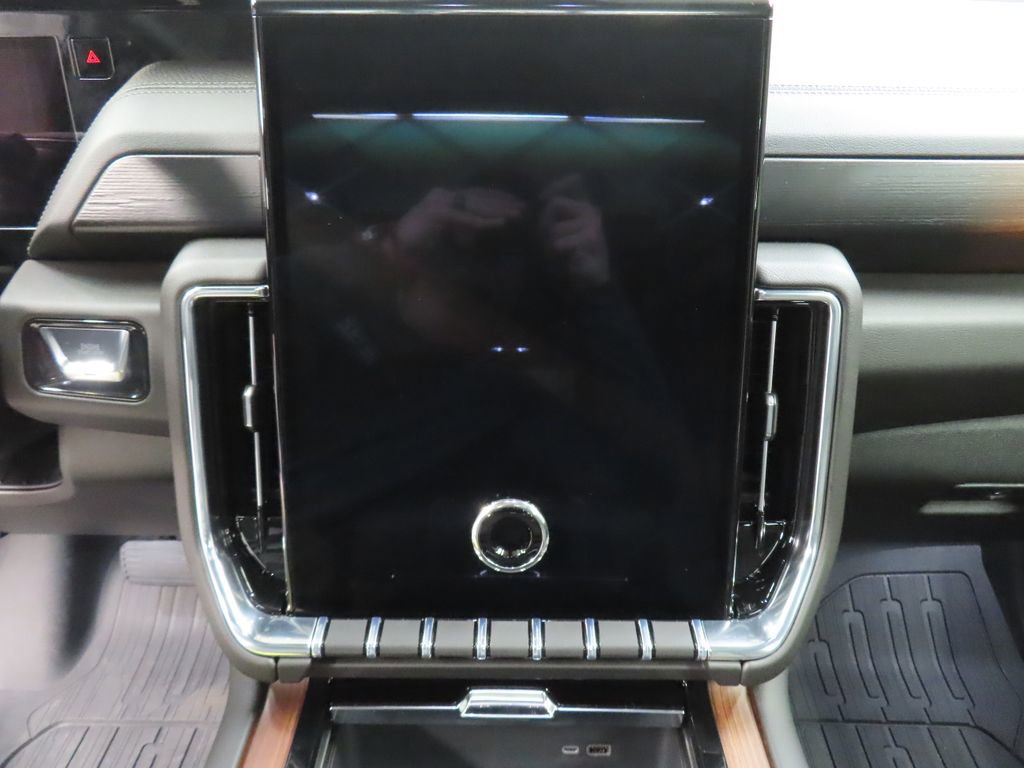 Used 2026 GMC Yukon Denali w/ Denali Reserve Package image 19
