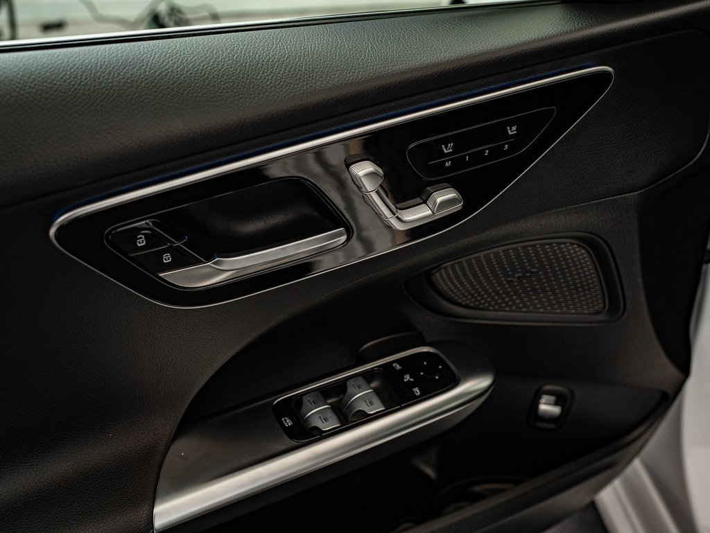 Certified 2025 Mercedes-Benz C 300 4MATIC Sedan image 26