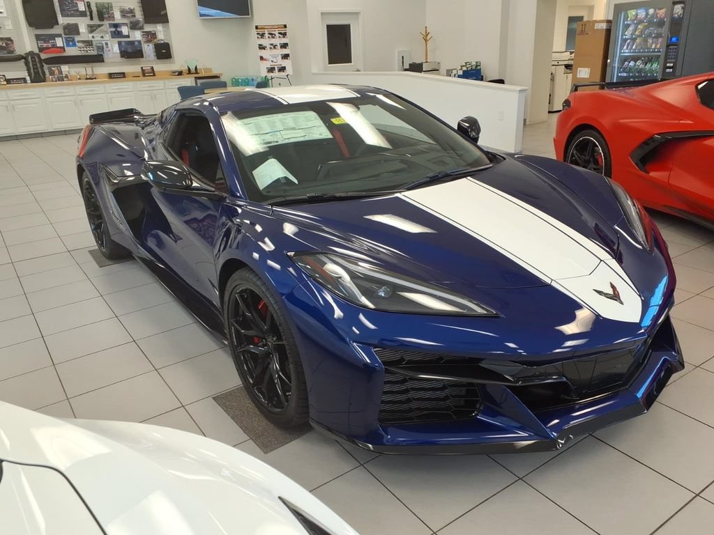 New 2027 Chevrolet Corvette Grand Sport w/ Z52 Sport Performance Package