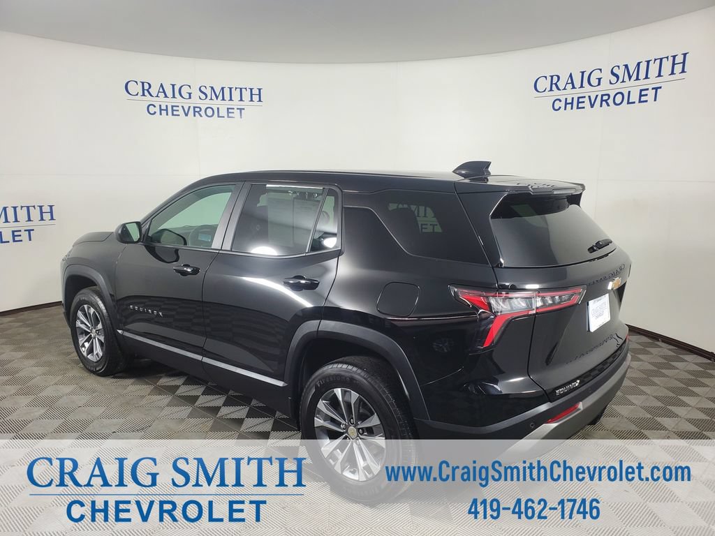 Used 2025 Chevrolet Equinox LT FWD image 3