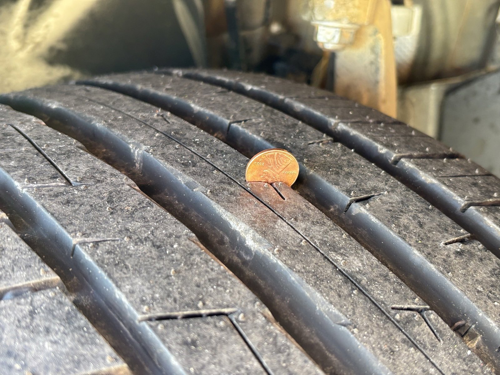 Used 2011 Mercedes-Benz GL 550 4MATIC image 14