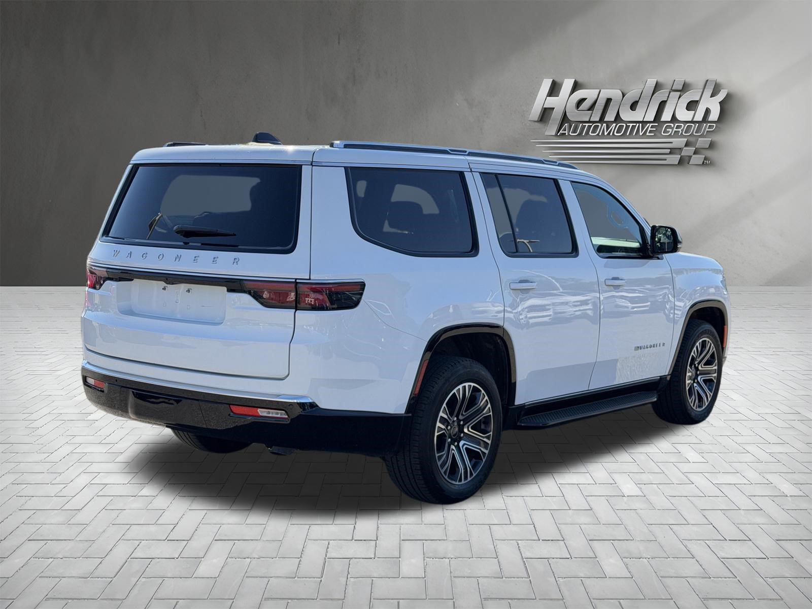 Used 2025 Jeep Wagoneer Series II RWD image 9