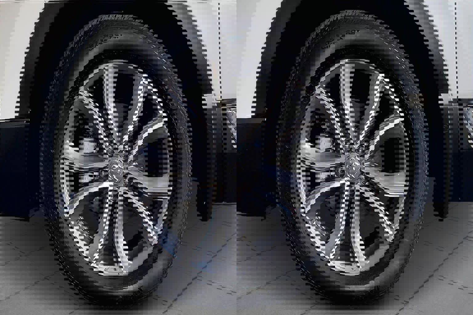 Used 2022 Honda CR-V Touring image 11