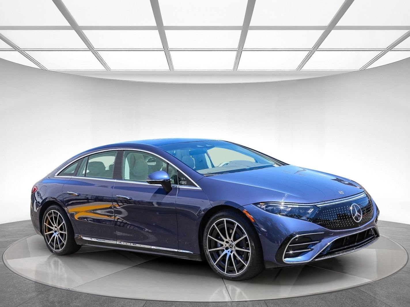 Used 2023 Mercedes-Benz EQS 580 4MATIC Sedan image 5