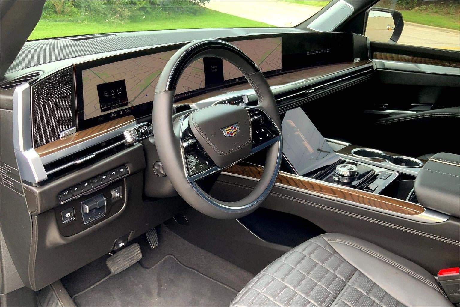 Certified 2025 Cadillac Escalade Sport Platinum AWD/4WD image 15