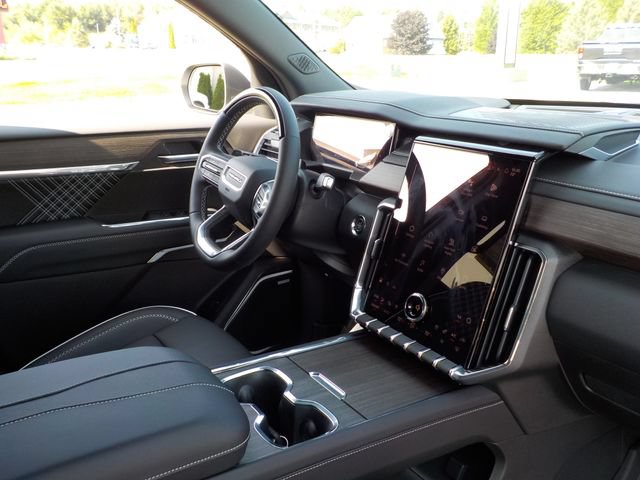 New 2026 GMC Acadia Denali w/ Super Cruise Package AWD/4WD image 32