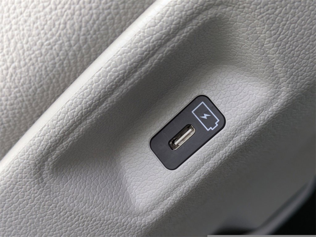 Used 2025 Kia Sorento SX Prestige image 15