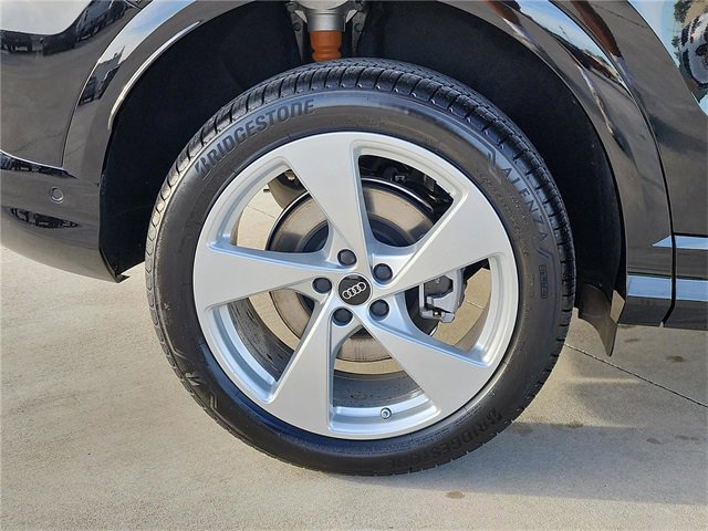 New 2025 Audi Q5 Premium Plus image 9