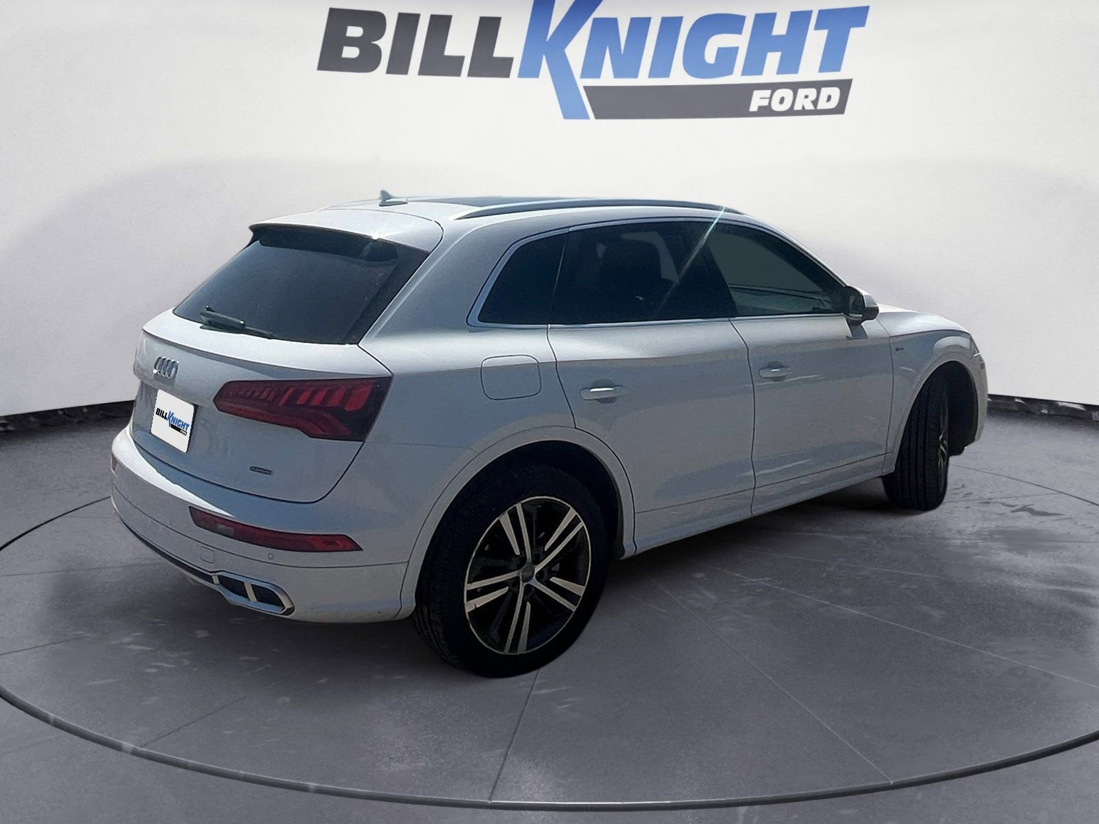 Used 2020 Audi Q5 e Premium Plus w/ Premium Plus Package AWD/4WD image 5