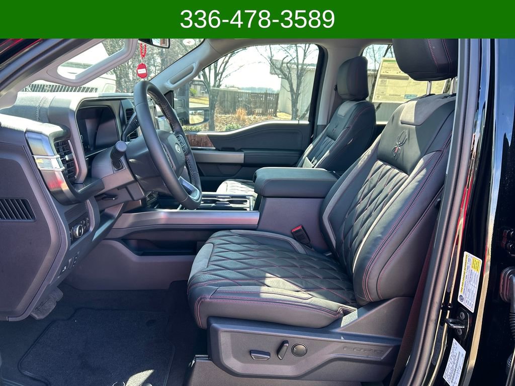 New 2026 Ford F250 Lariat w/ Black Appearance Package image 9