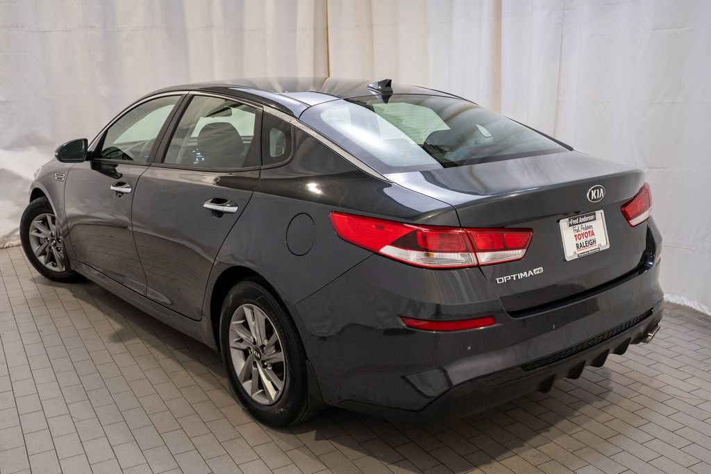 Used 2019 Kia Optima LX image 3