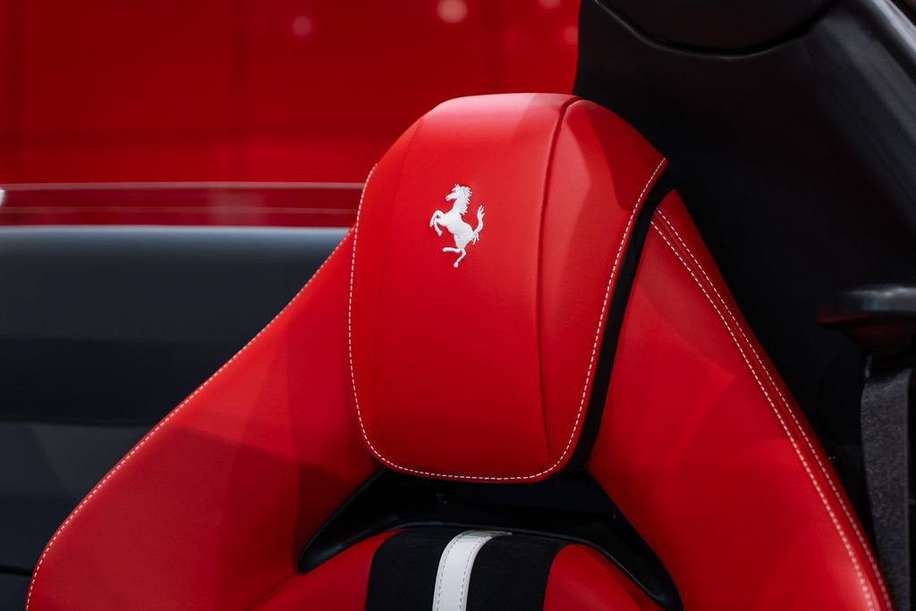 Certified 2021 Ferrari 812 GTS RWD image 6