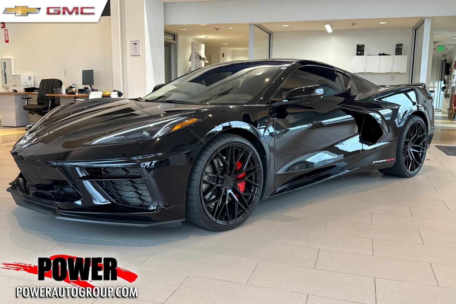 Used 2022 Chevrolet Corvette Stingray Coupe w/ Z51 Performance Package RWD video 1