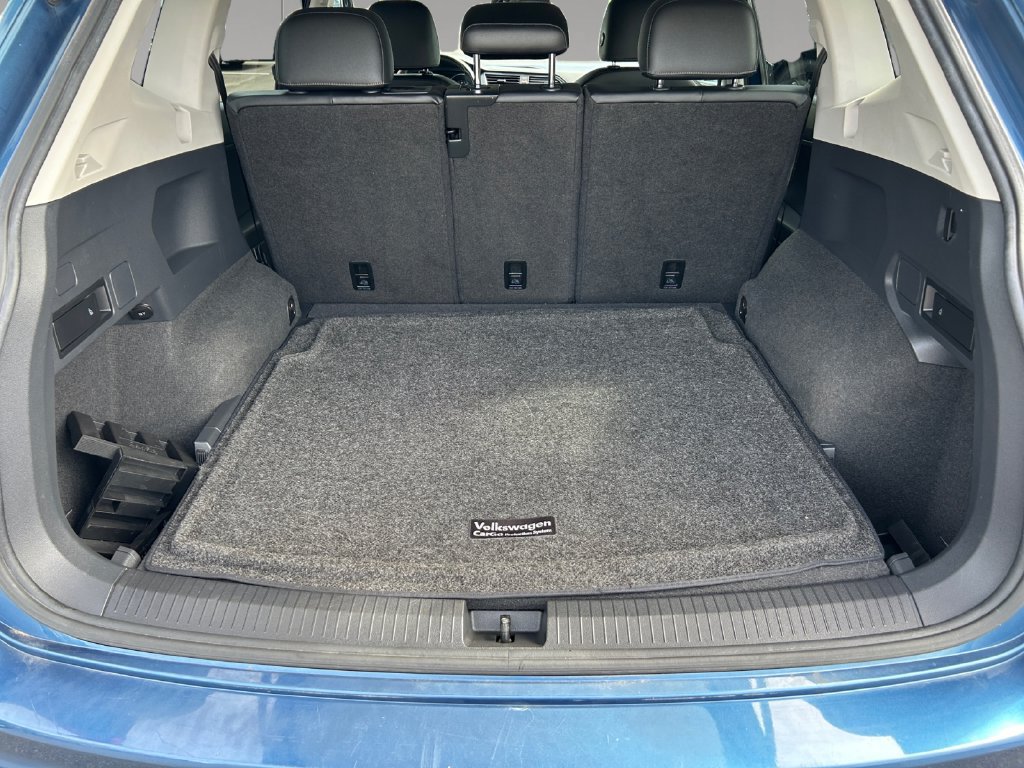 Used 2018 Volkswagen Tiguan SE AWD/4WD image 20