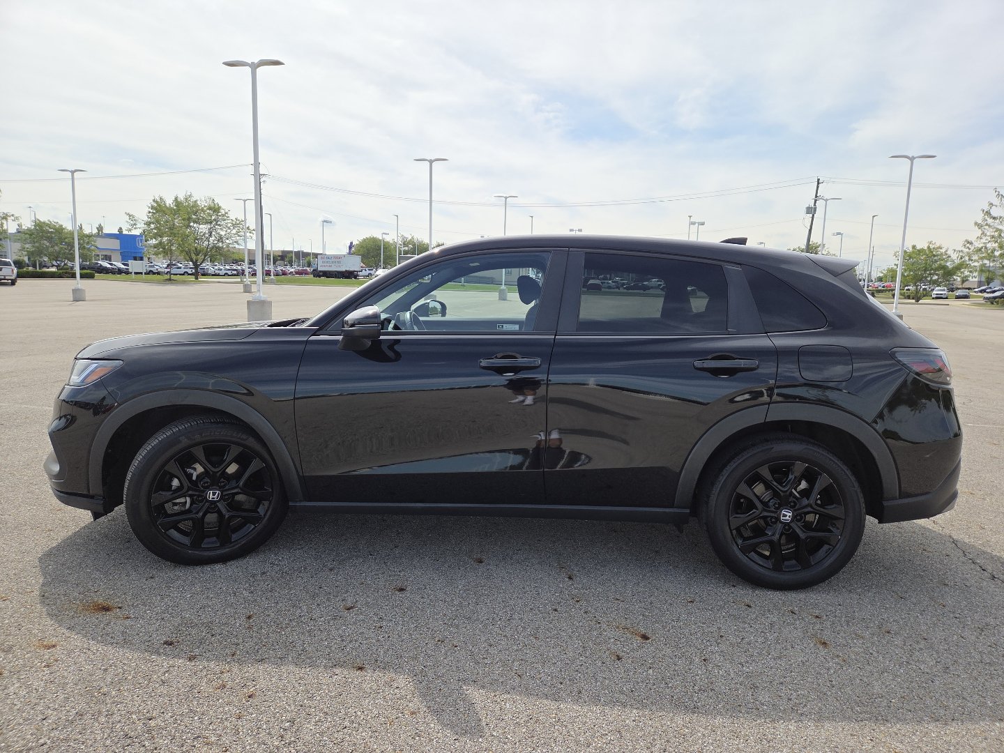 Used 2024 Honda HR-V Sport image 14