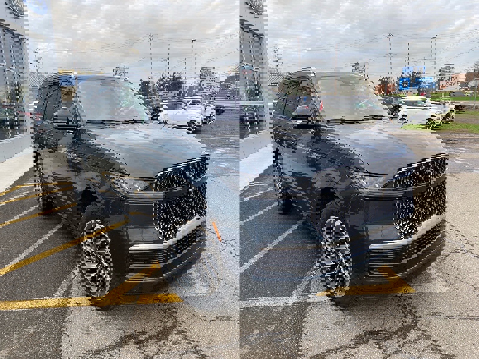 Used 2025 Lincoln Navigator Reserve AWD/4WD image 7