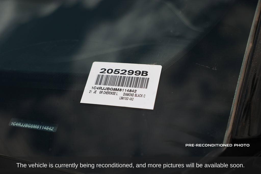 Used 2021 Jeep Grand Cherokee L Limited RWD image 19