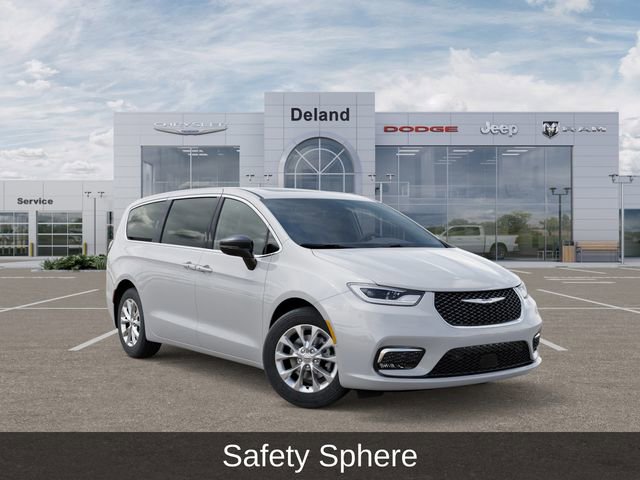 New 2026 Chrysler Pacifica Limited w/ Trailer Tow Group image 6