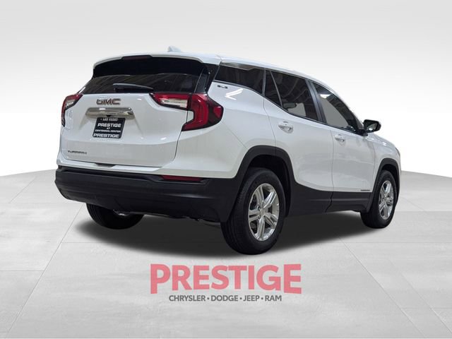 Used 2024 GMC Terrain SLE image 6