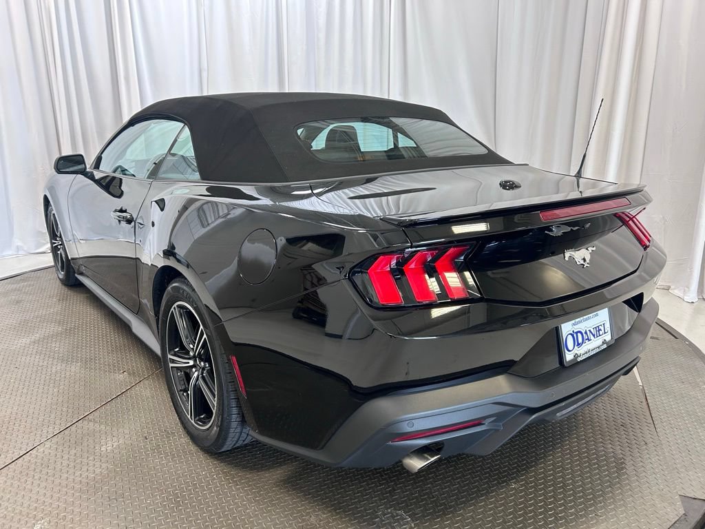 Used 2025 Ford Mustang Premium RWD image 24