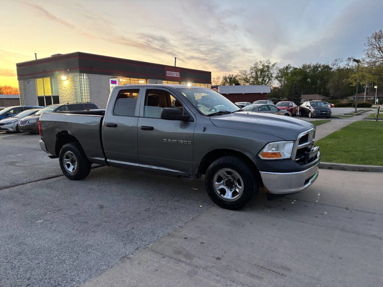 Used 2011 RAM 1500 ST w/ SXT Appearance Group AWD/4WD image 9
