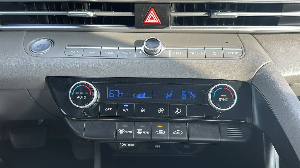Certified 2024 Hyundai Elantra SEL FWD image 25